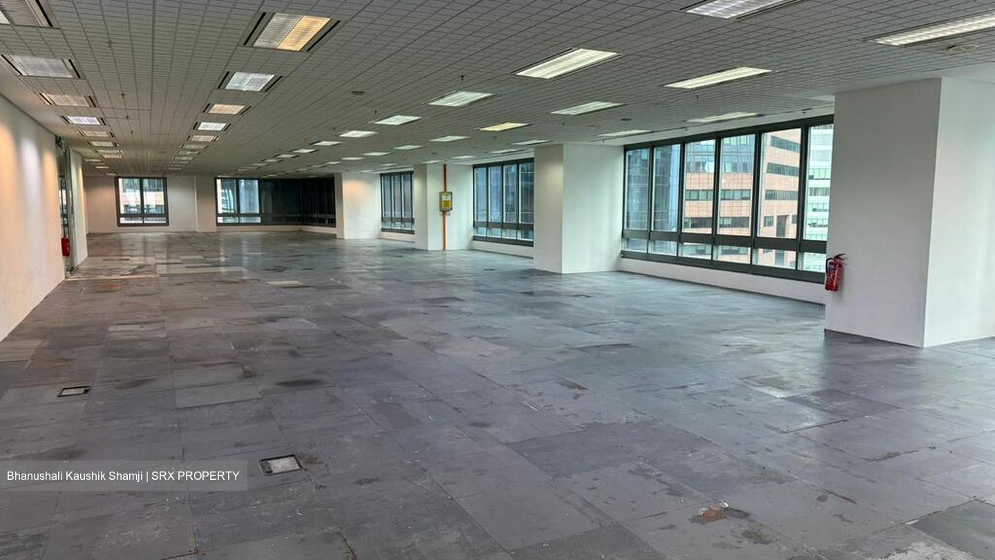 Singapore Land Tower (D1), Office #524782621